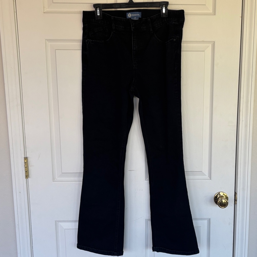 Democracy Black Bootcut Jeans for Women
